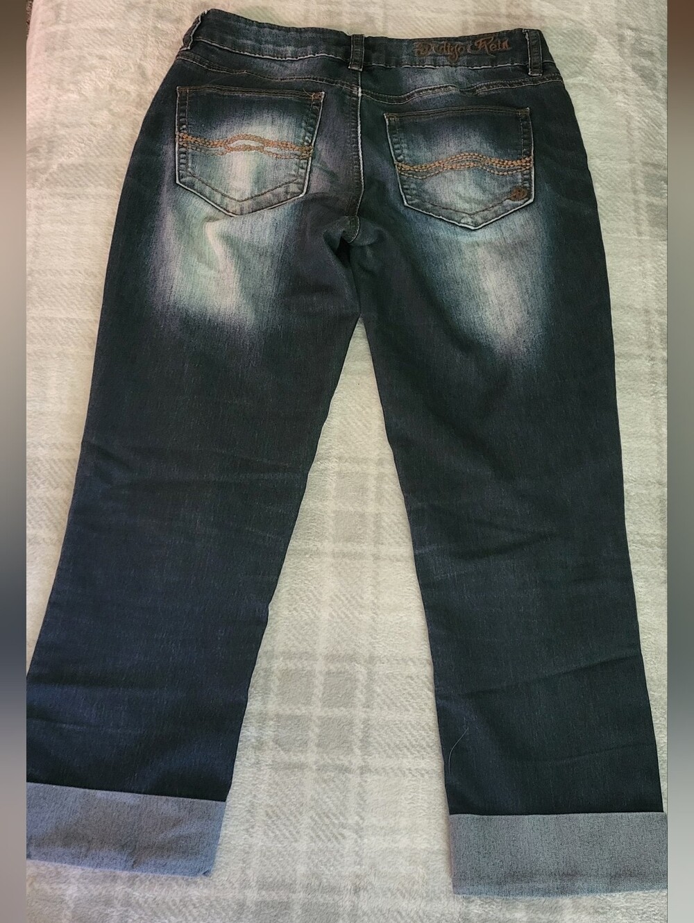 Indigo Rein Boyfriend Jean Capris in Distressed Factory Faded Dark Blue, 3